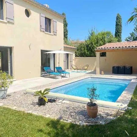 Piscine Et Confort Au Coeur Des Alpilles *